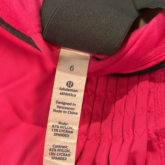 Lululemon top - Picture 3 of 4